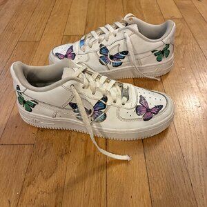 Nikes Air Force 1 Butterflies sneakers size 7.5